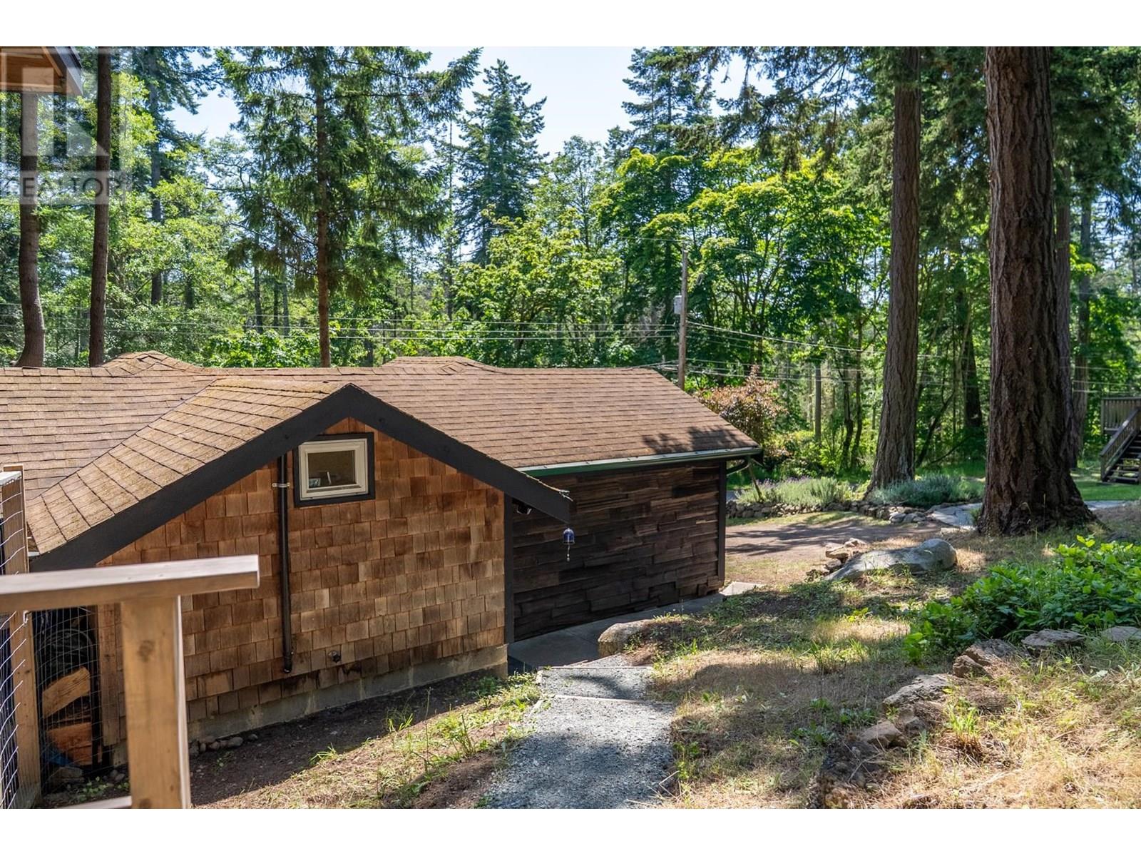 9907 Gowlland Point Road