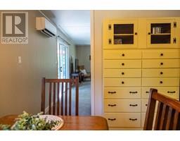 9907 Gowlland Point Road, Pender Island, BC V0N2M3 Photo 4