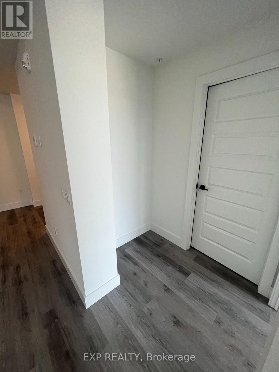 413 103 Roger Street
