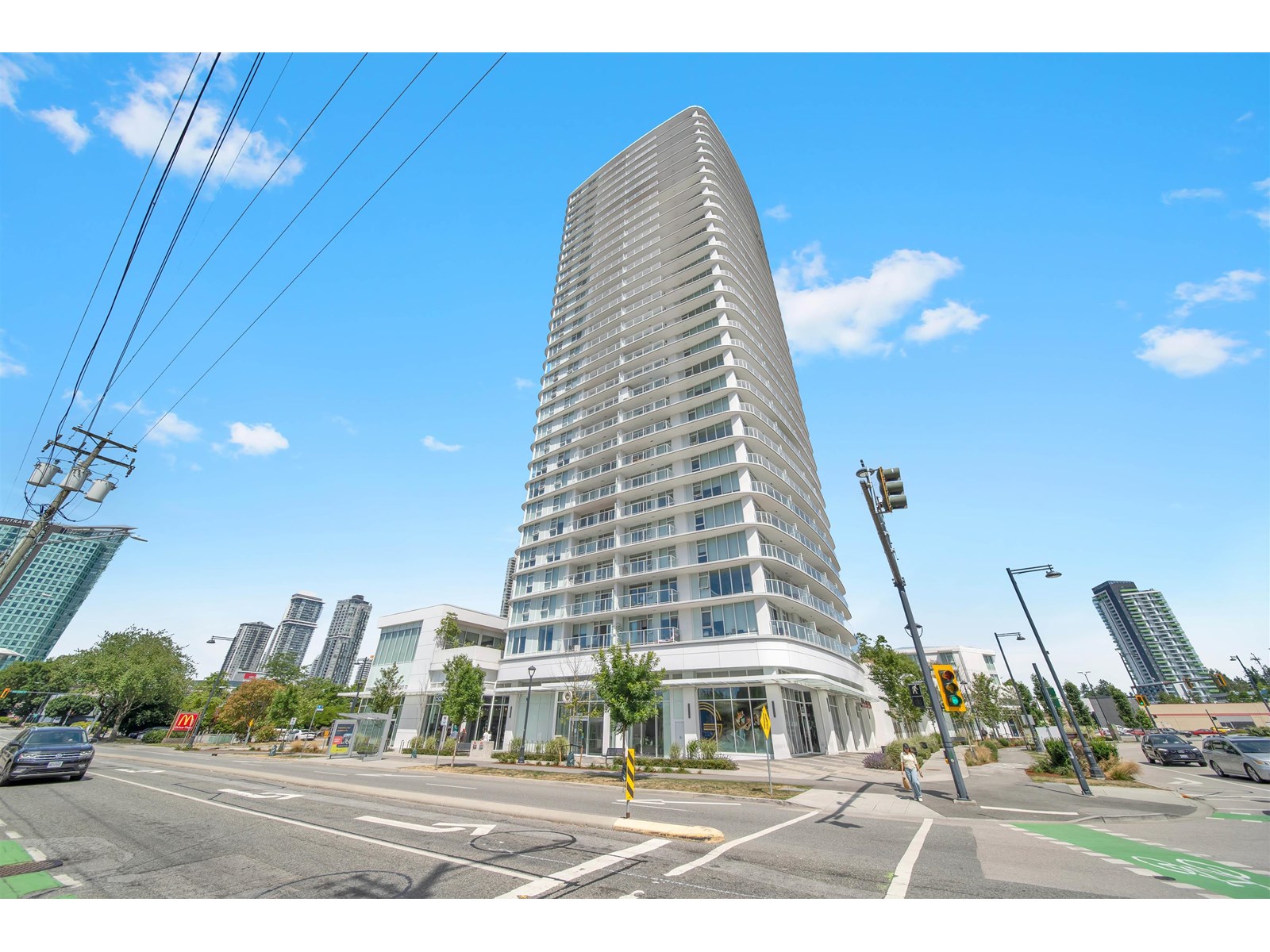 2811 13685 102 Avenue