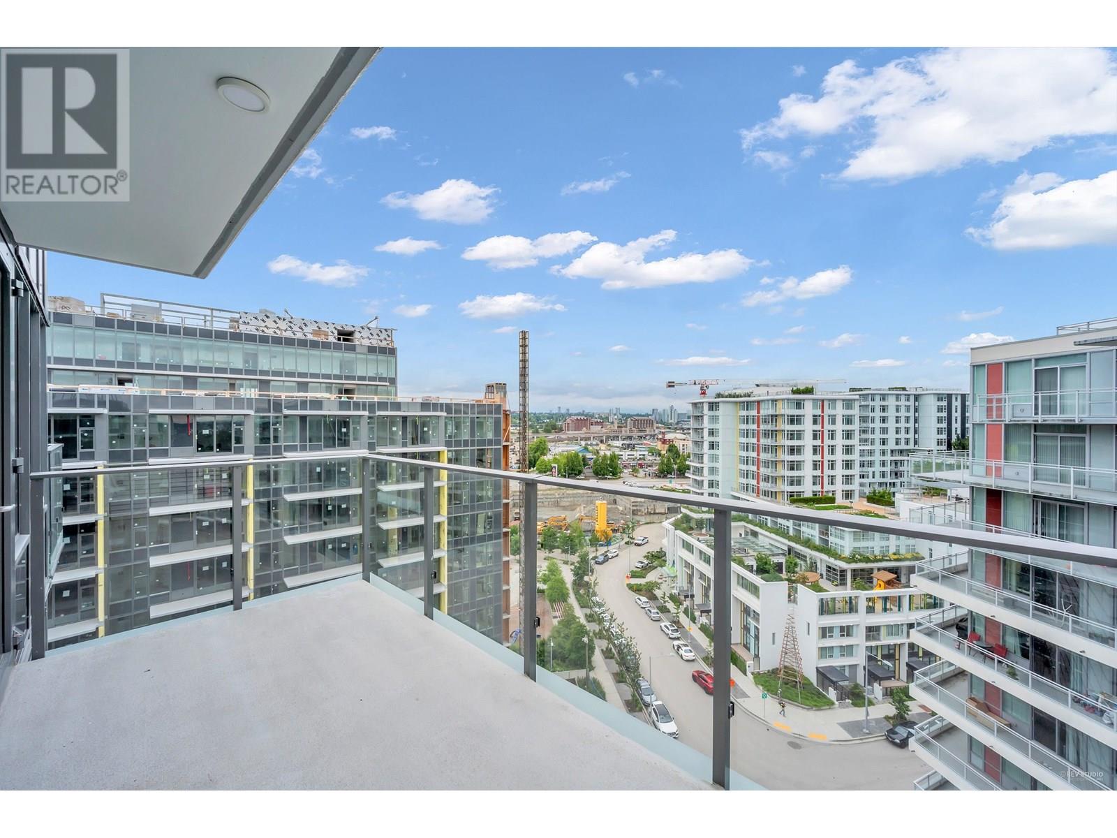 1385 8608 Hazelbridge Way