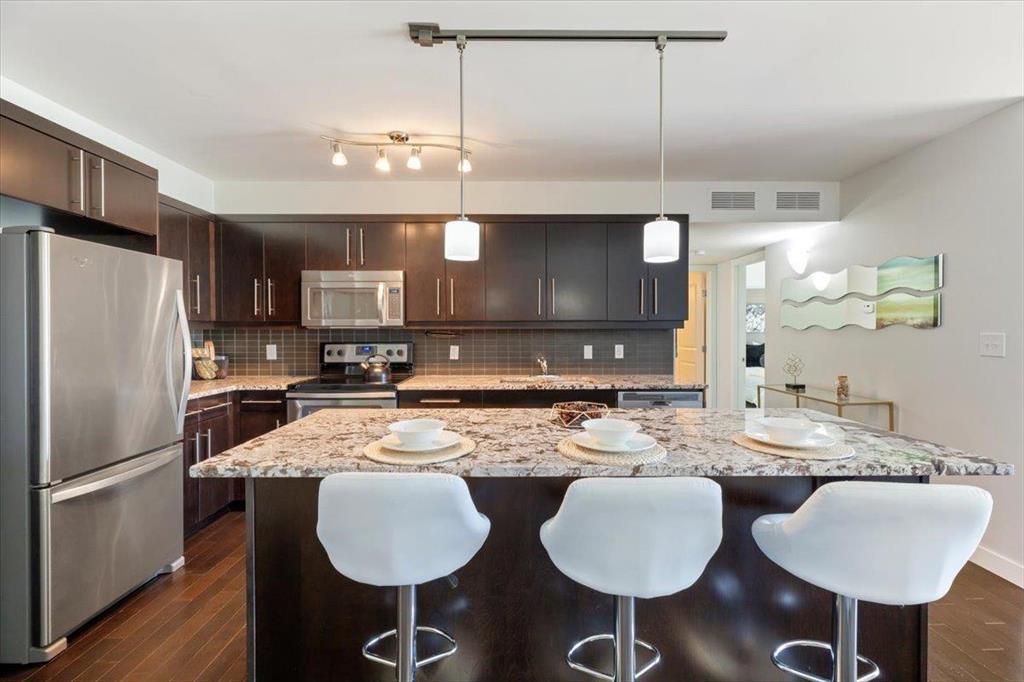 314 235 Bridgeland Drive