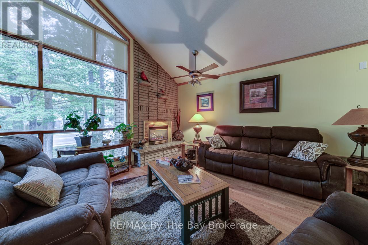 1819 River Road W