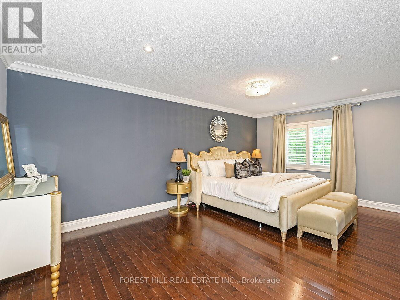 1575 Samuelson Crescent