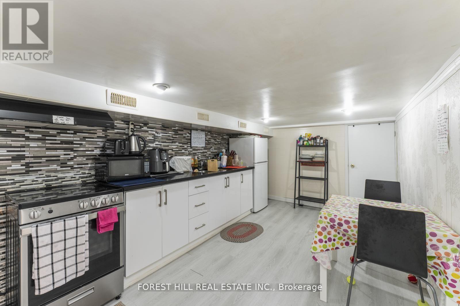 1046 Dovercourt Road