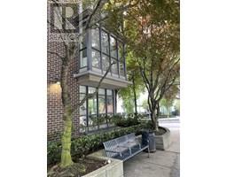 891 Helmcken Street, Image 2