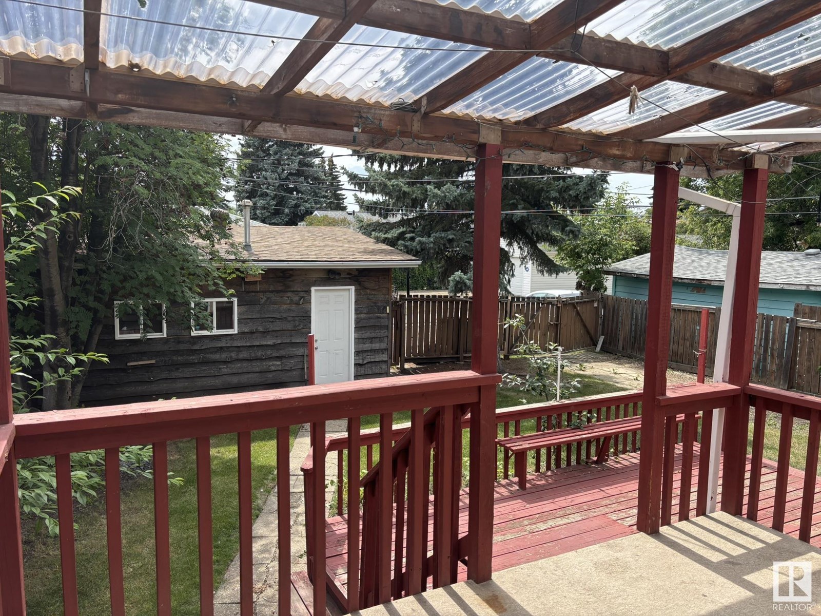 16603 95 Av Nw