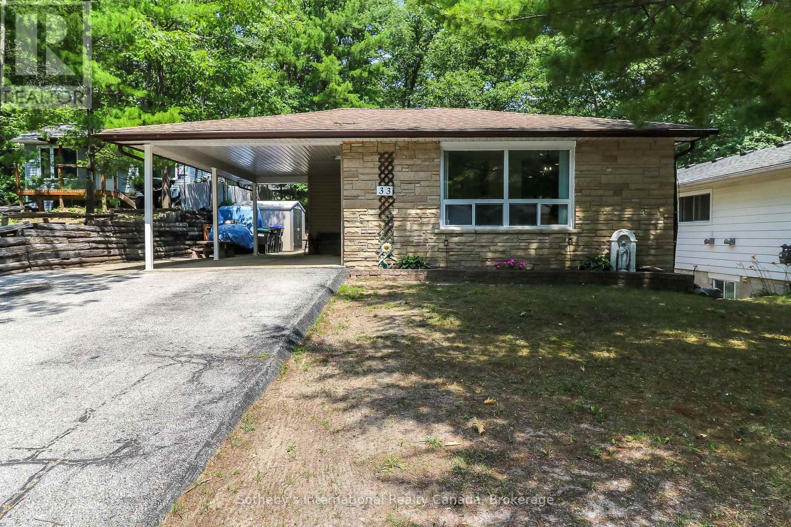 33 Parkwood Drive