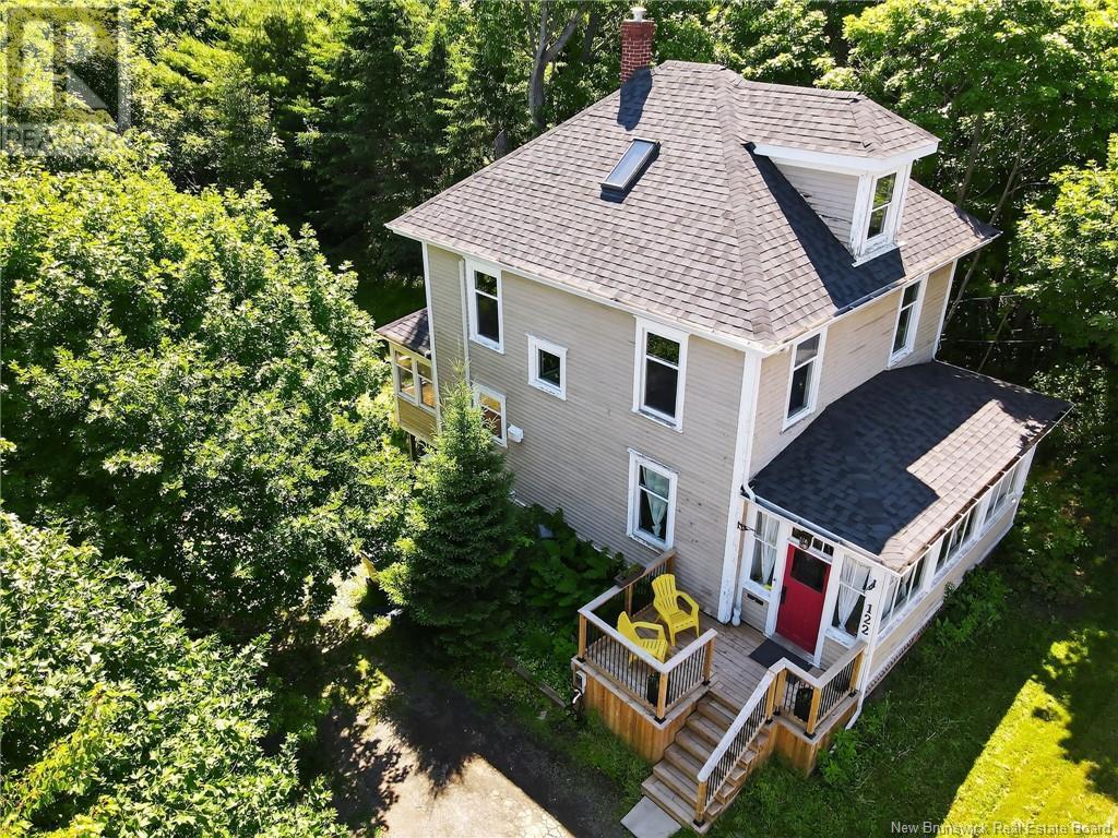 122 Rivercrest Avenue