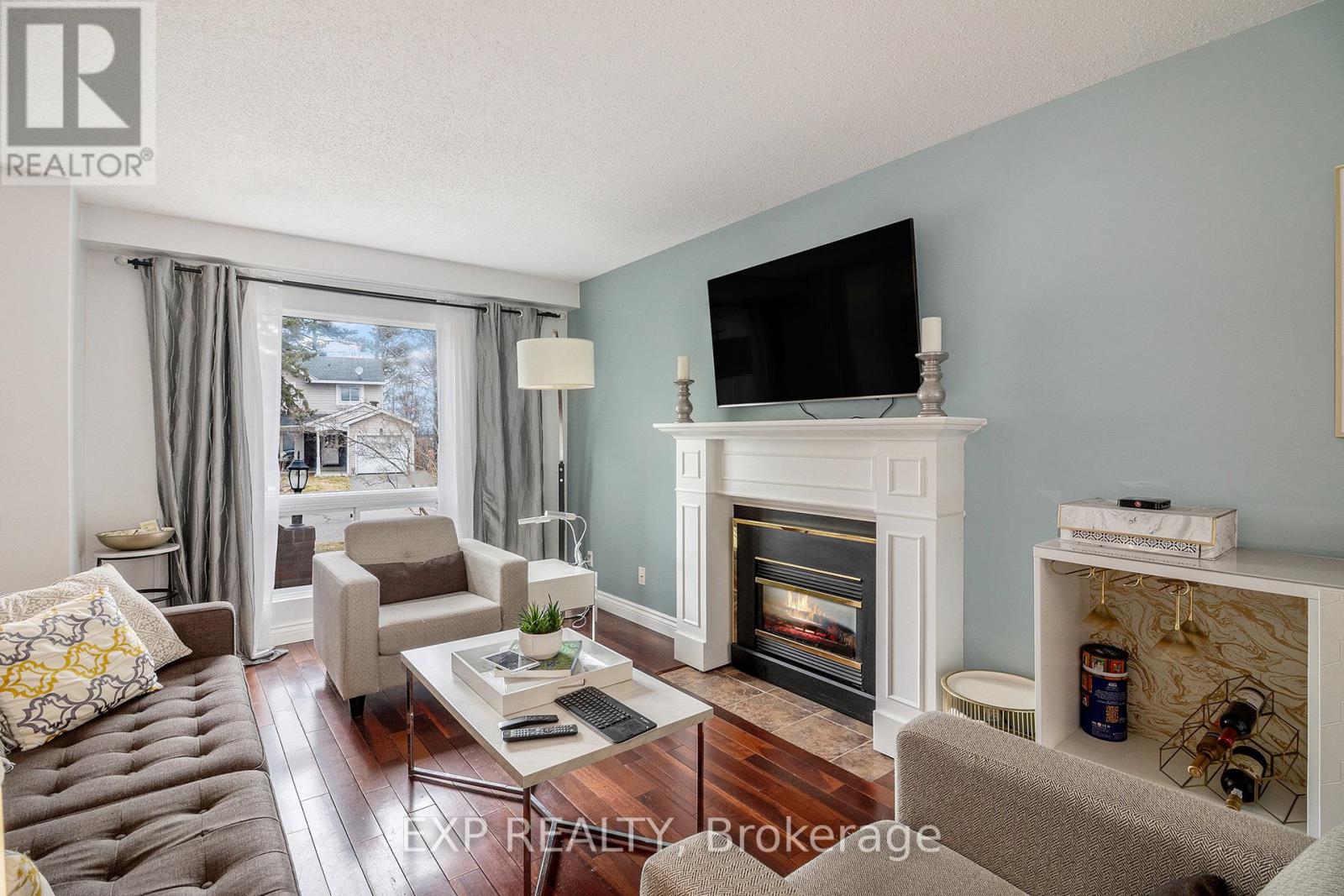302 Cote Royale Crescent