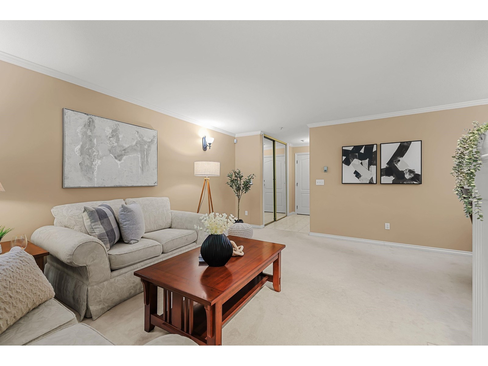 106 5776 200 Street