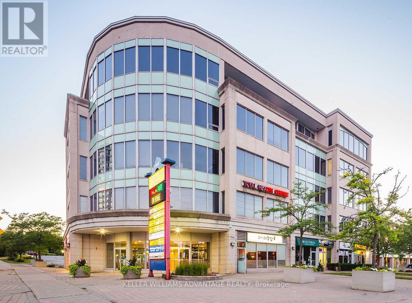 306 7368 Yonge Street