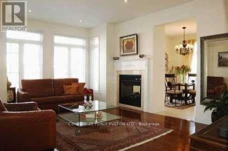 51 Medoc Place