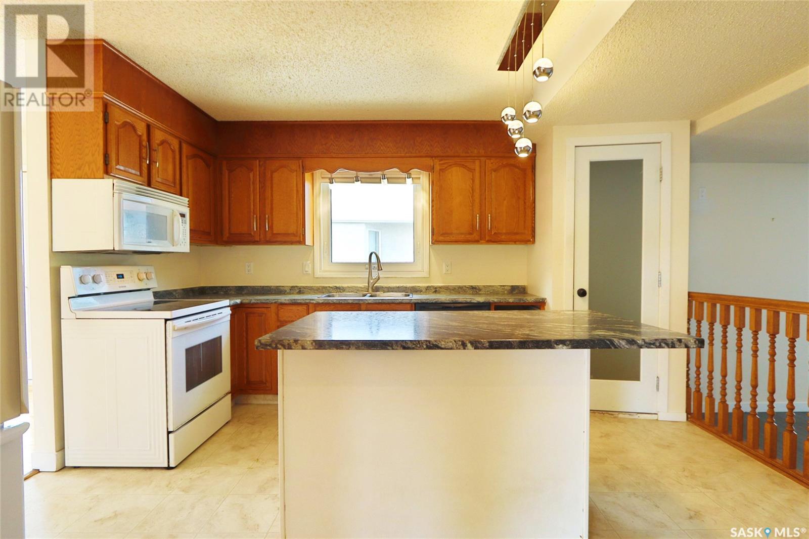 2926 Partridge Crescent