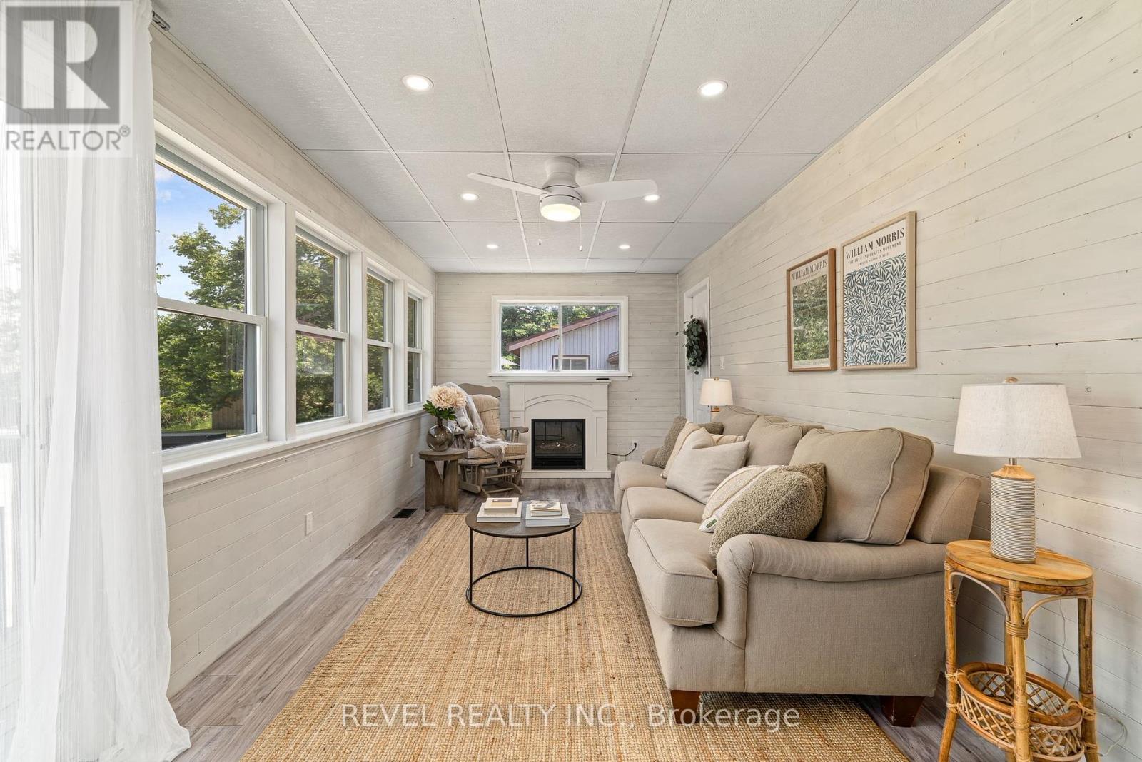 595 Hickory Beach Road
