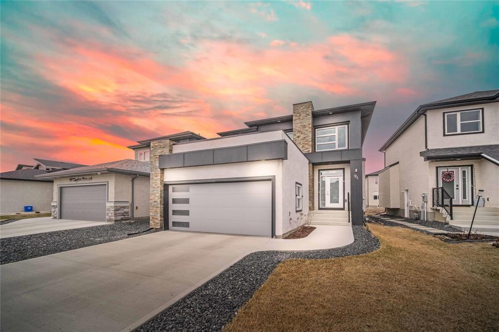 94 Hughes Crescent