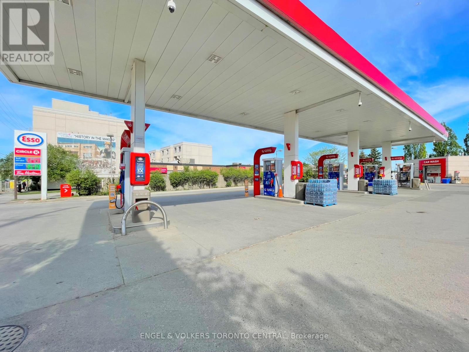 1003 3390 Weston Road