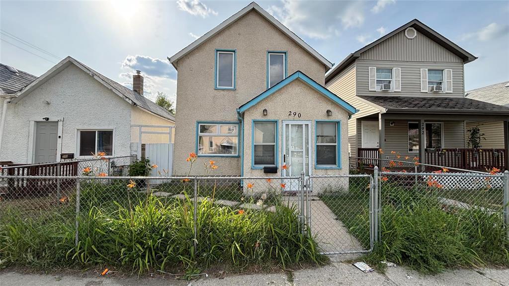 290 Blake Street