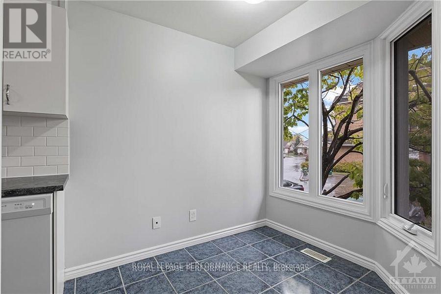 10 1132 Gablefield Private