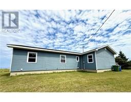 Bedroom - 59 Rue Jean Louis, Petitshippagan, NB E8T3A3 Photo 3