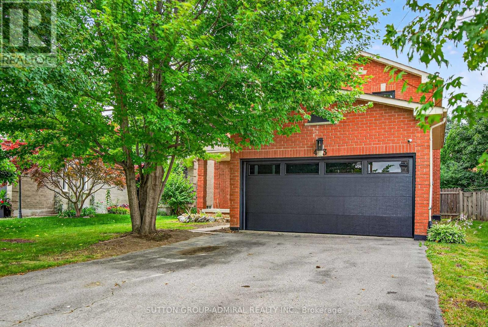 43 Keremeos Crescent