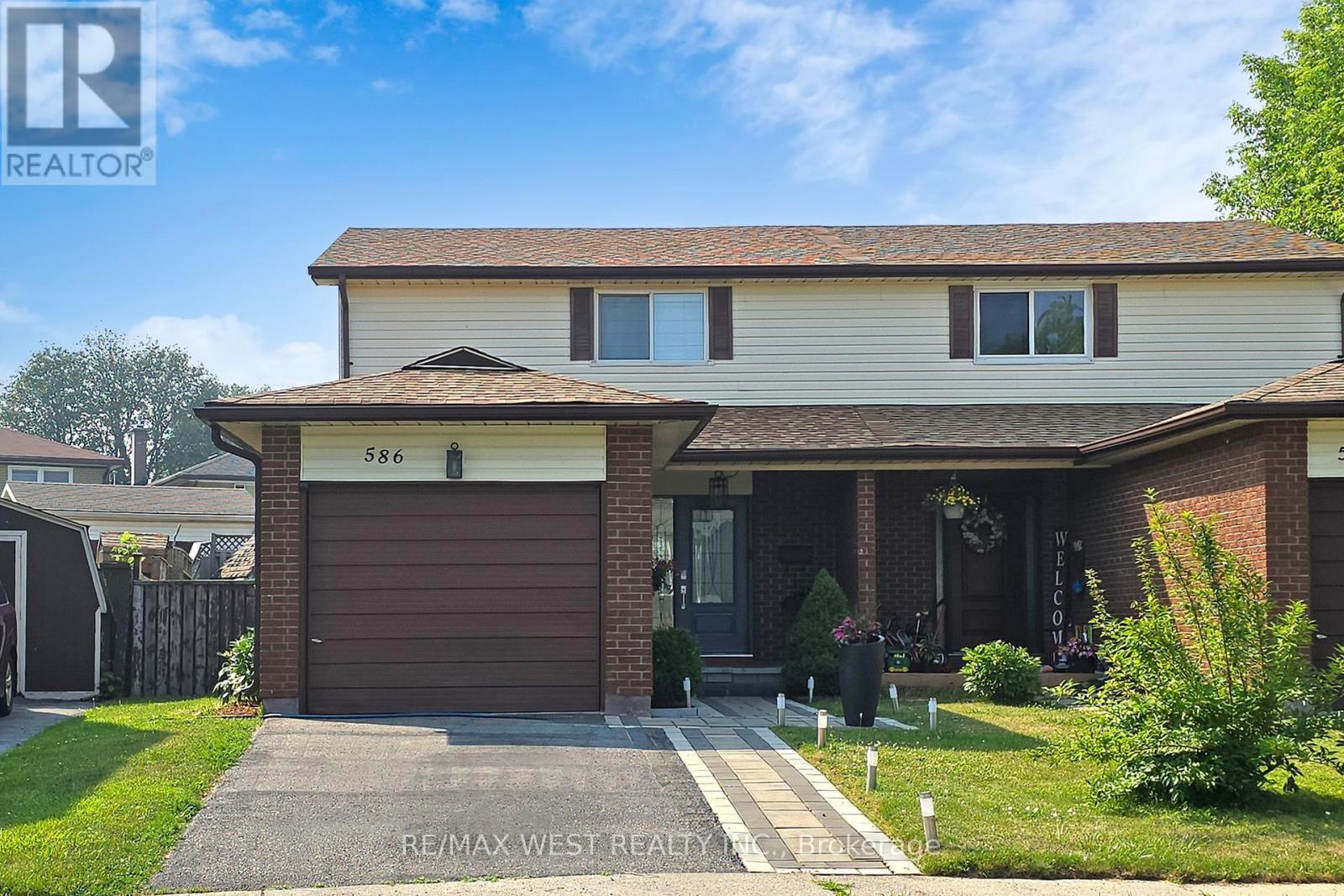 586 Balsam Crescent