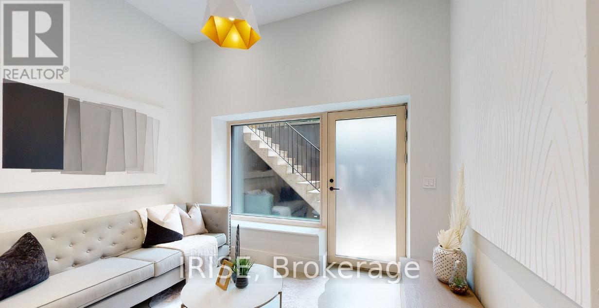 Basement 1 B Marowyne Drive