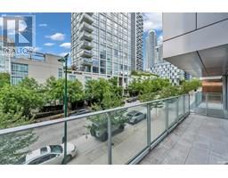 303 1480 Howe Street, Image 3