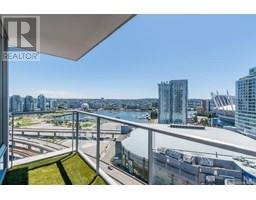 2705 689 Abbott Street, Image 3