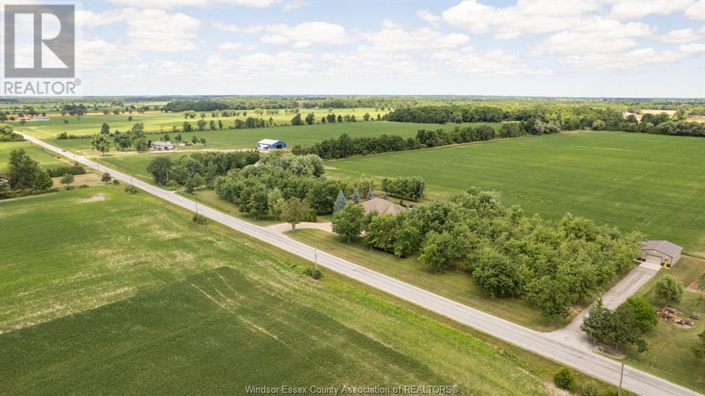 9800 9th Concession Road