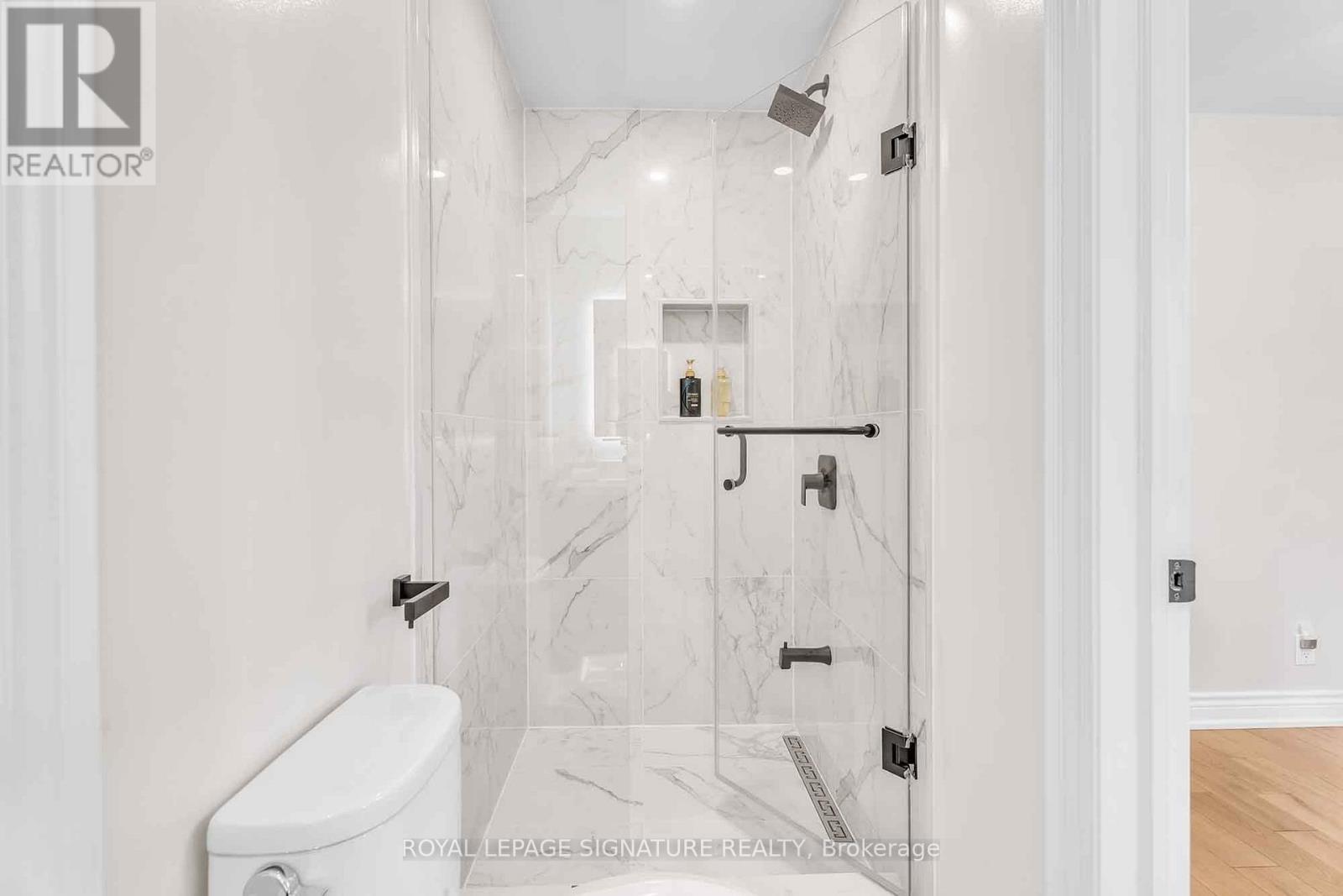 47 Tofino Crescent