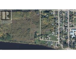 92 River Ave W, Rainy River, ON P0W1L0 Photo 4
