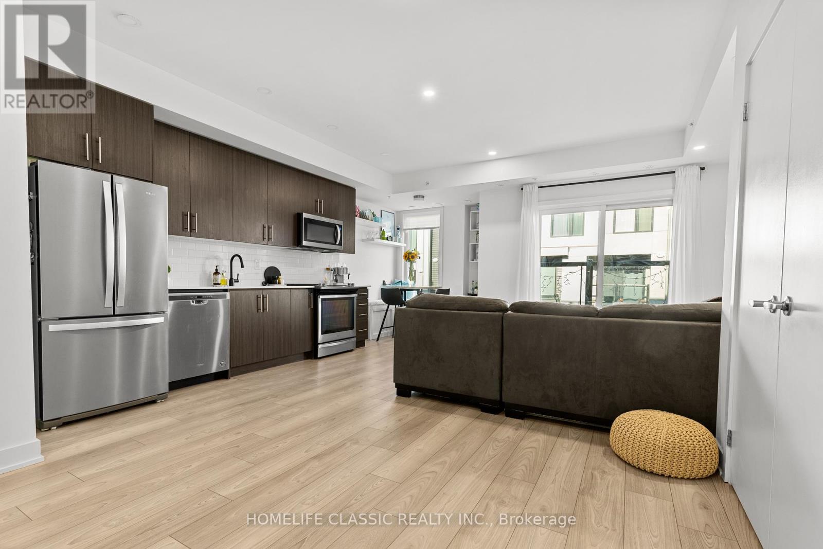9 3476 Widdicombe Way