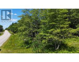 2011 Whiteside Road, Image 2