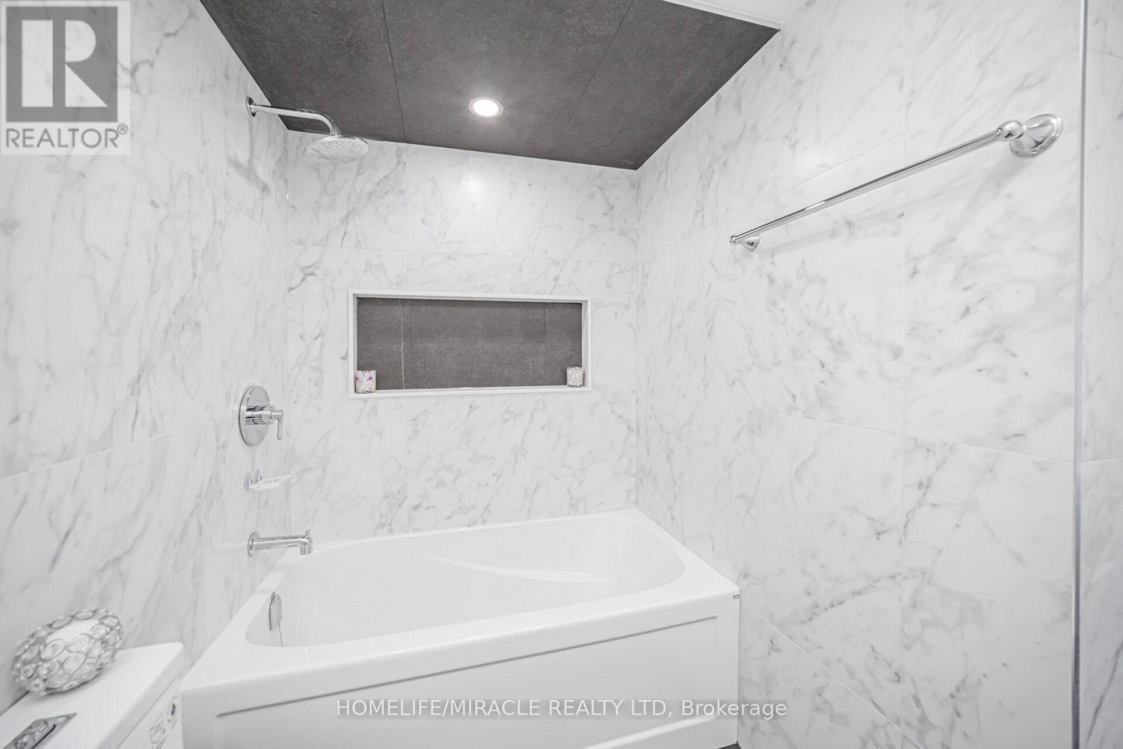 1204 3077 Weston Road
