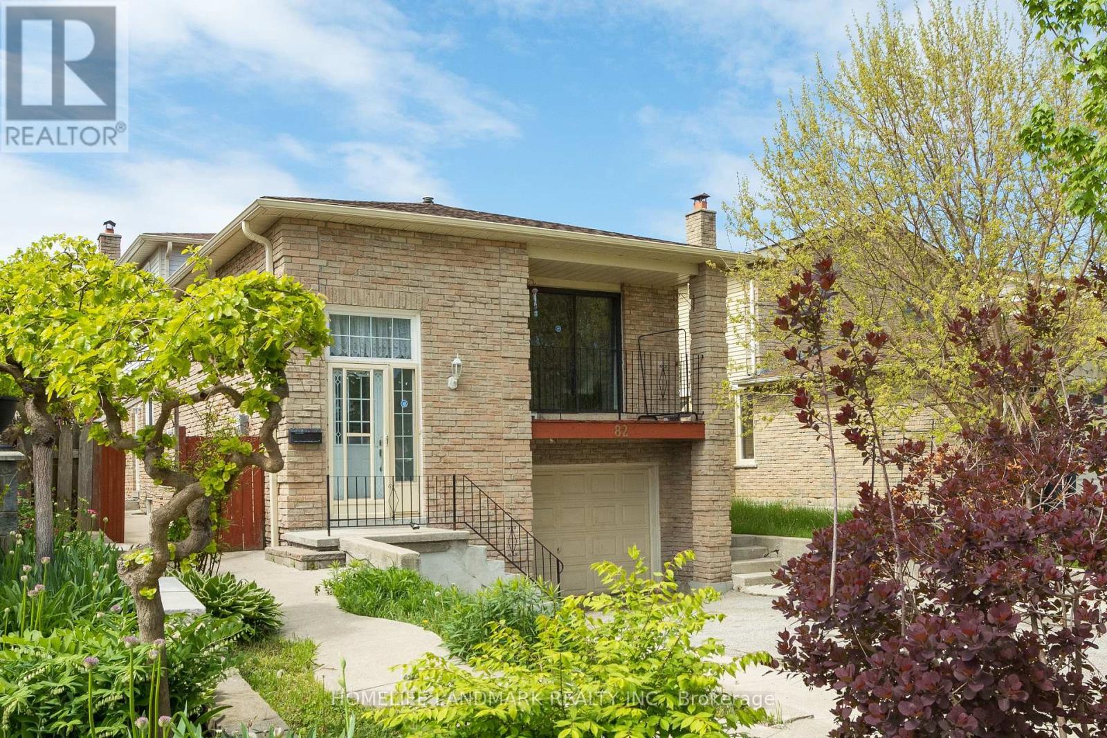 82 Dafoe Crescent