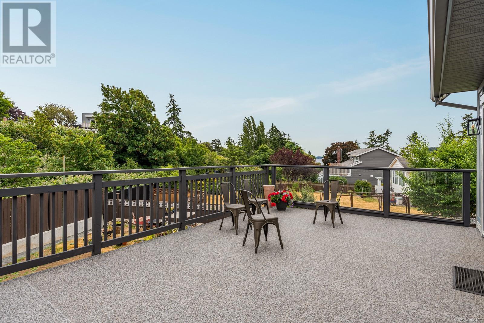 90 Bradene Rd