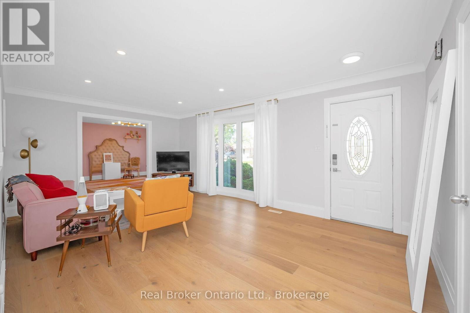 245 Marshall Avenue