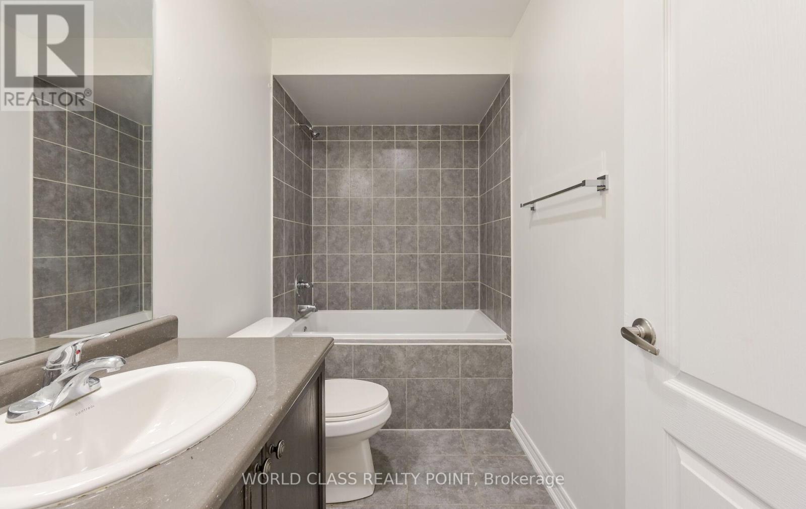 6 Davenfield Circle