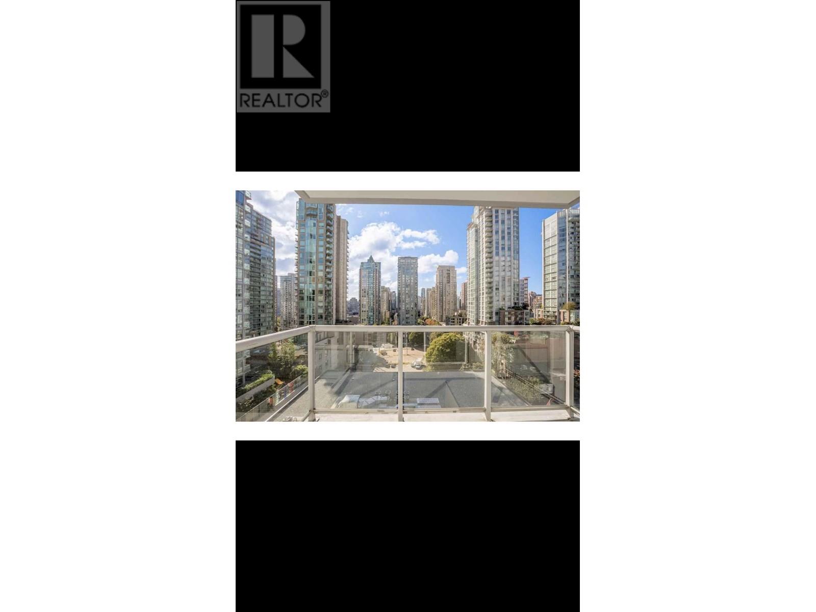 907 480 Robson Street