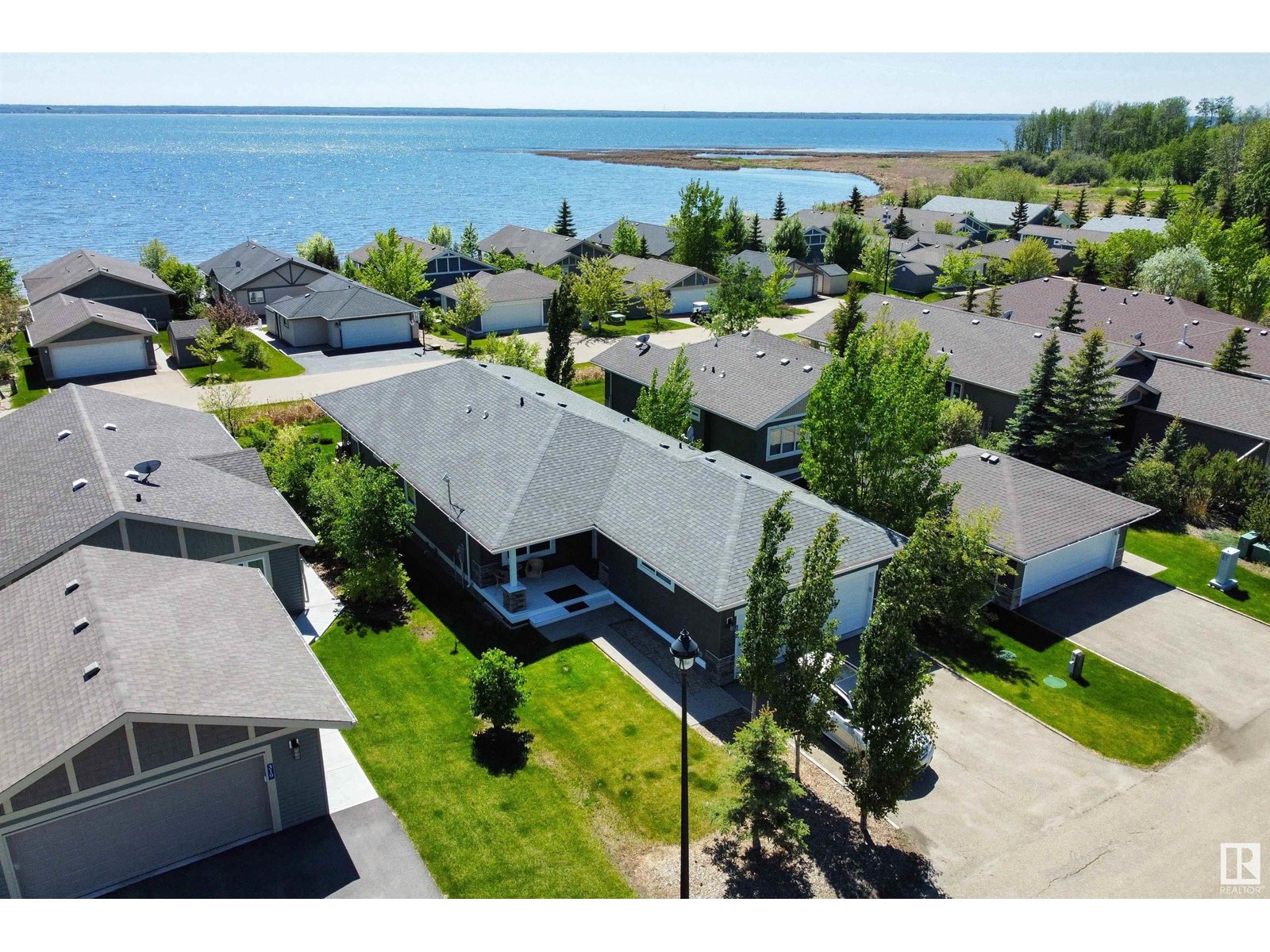 321 55101 Ste Anne Tr