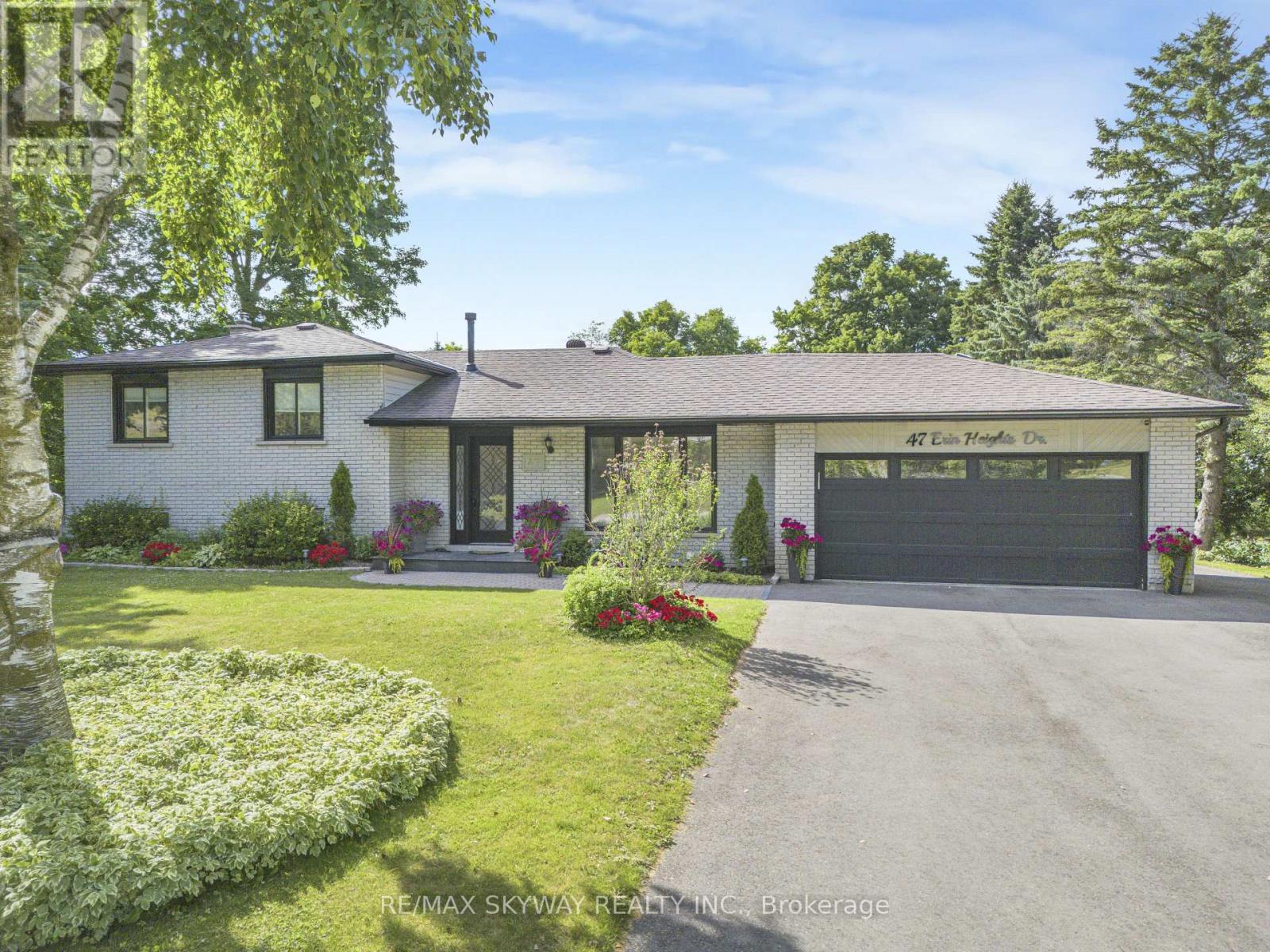 47 Erin Heights Drive