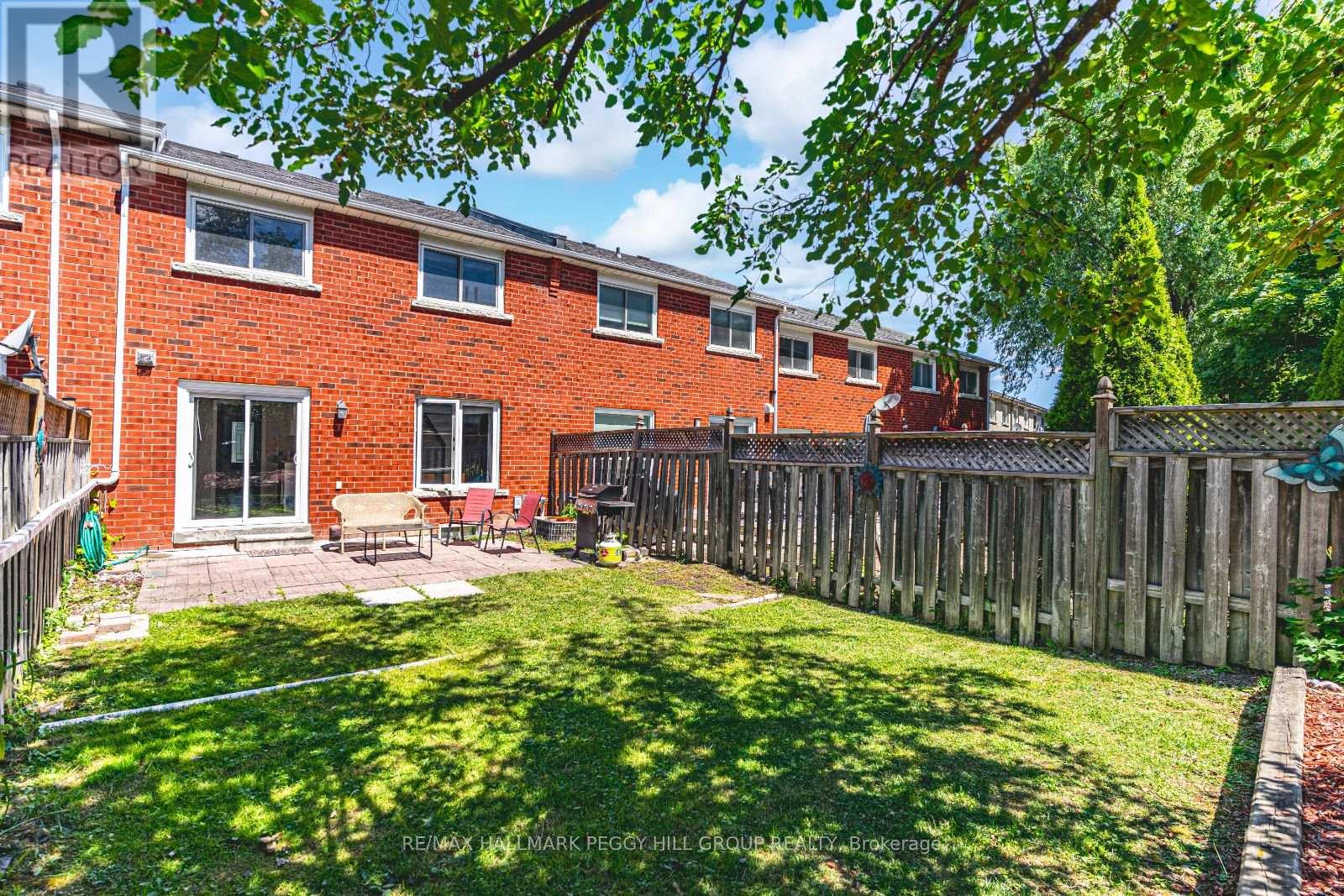 8 Rolling Hills Lane