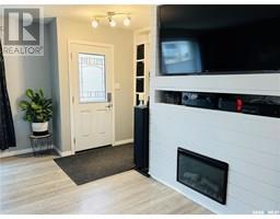 621 Central Avenue S, Image 2