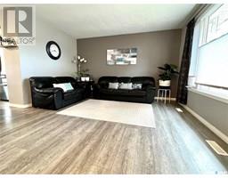 621 Central Avenue S, Image 3