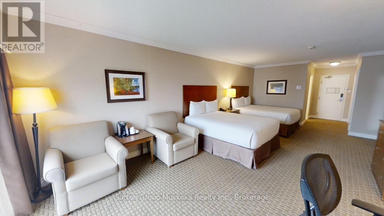 402 402 Bayshore Deerhurst Drive