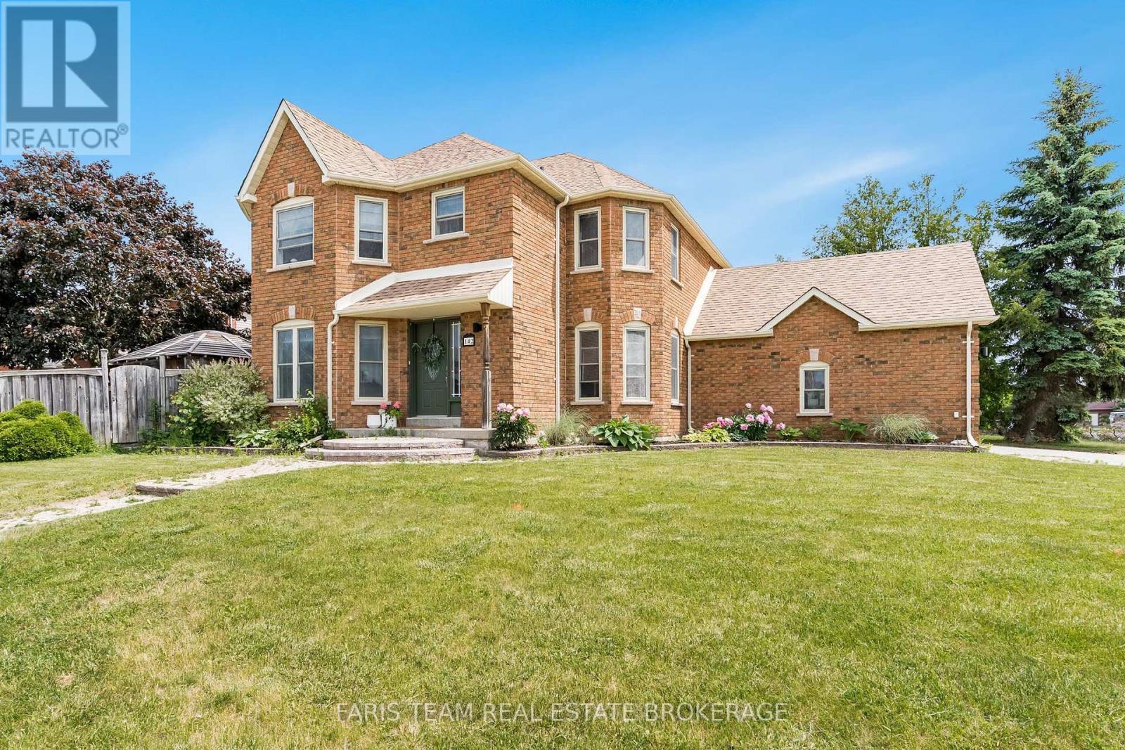 142 Livingstone Street W