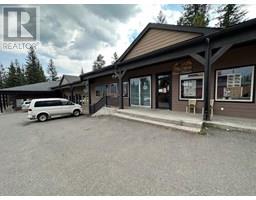2200 Balmer Drive, Elkford, BC V0B1H0 Photo 3