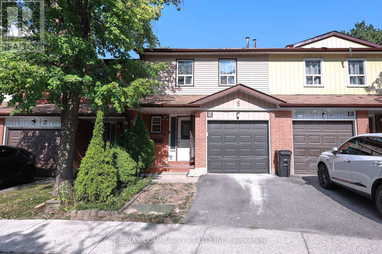 5 101 Dundalk Drive