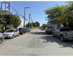 9169 Shaughnessy Street, Image 2